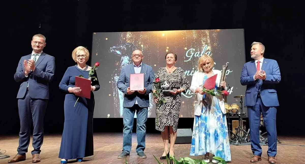 Atrakcje-Ciekawostki-Rekreacja, Wręczono statuetki Złotego Konia - zdjęcie, fotografia