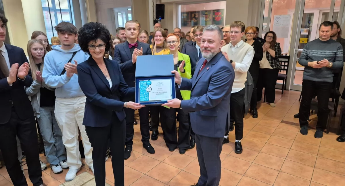 Atrakcje-Ciekawostki-Rekreacja, Konin dołączył Miast Przyjaznych Dzieciom - zdjęcie, fotografia