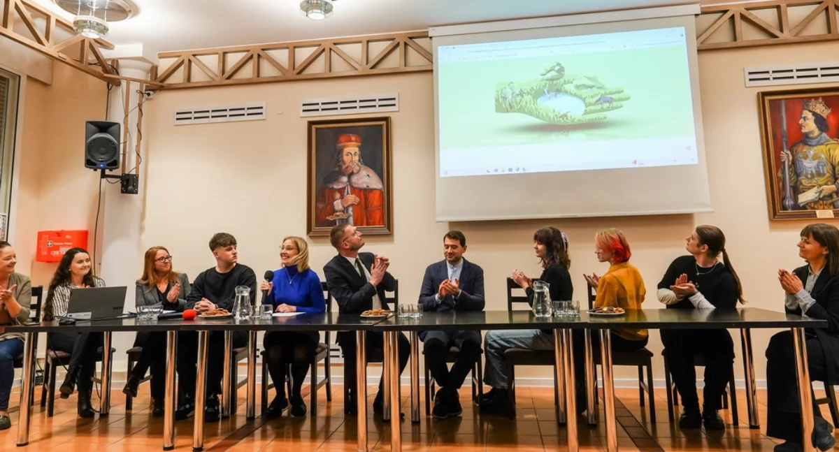 Atrakcje-Ciekawostki-Rekreacja, Ekologiczny mural konińskich uczniów - zdjęcie, fotografia
