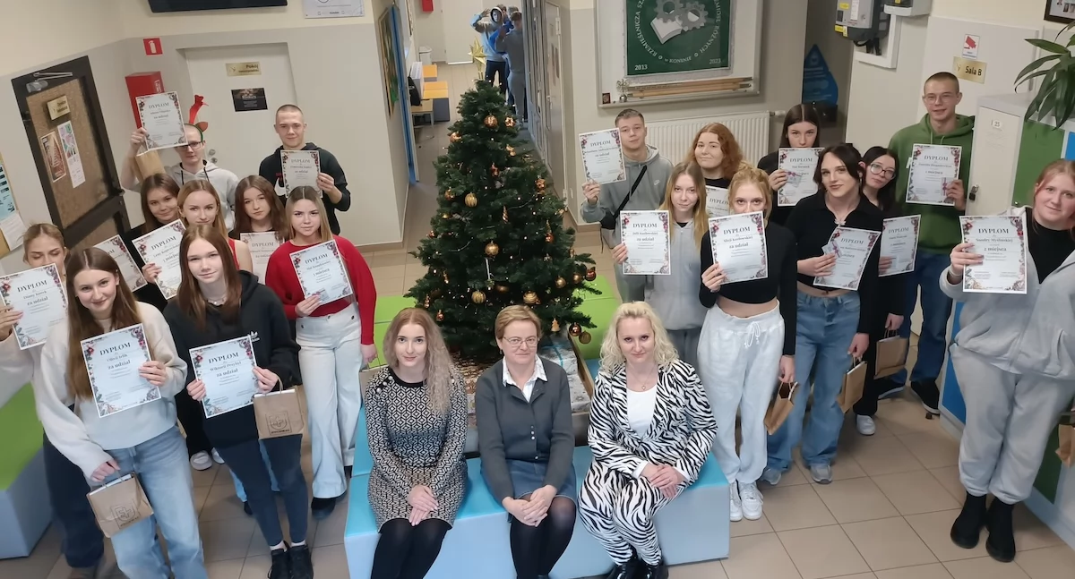 Atrakcje-Ciekawostki-Rekreacja, rozstrzygnięto konkurs Najpiękniejszy Stół Bożonarodzeniowy - zdjęcie, fotografia