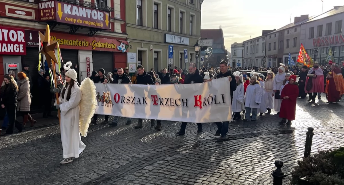 Atrakcje-Ciekawostki-Rekreacja, Orszak Trzech Króli przemaszerował ulicami Konina - zdjęcie, fotografia