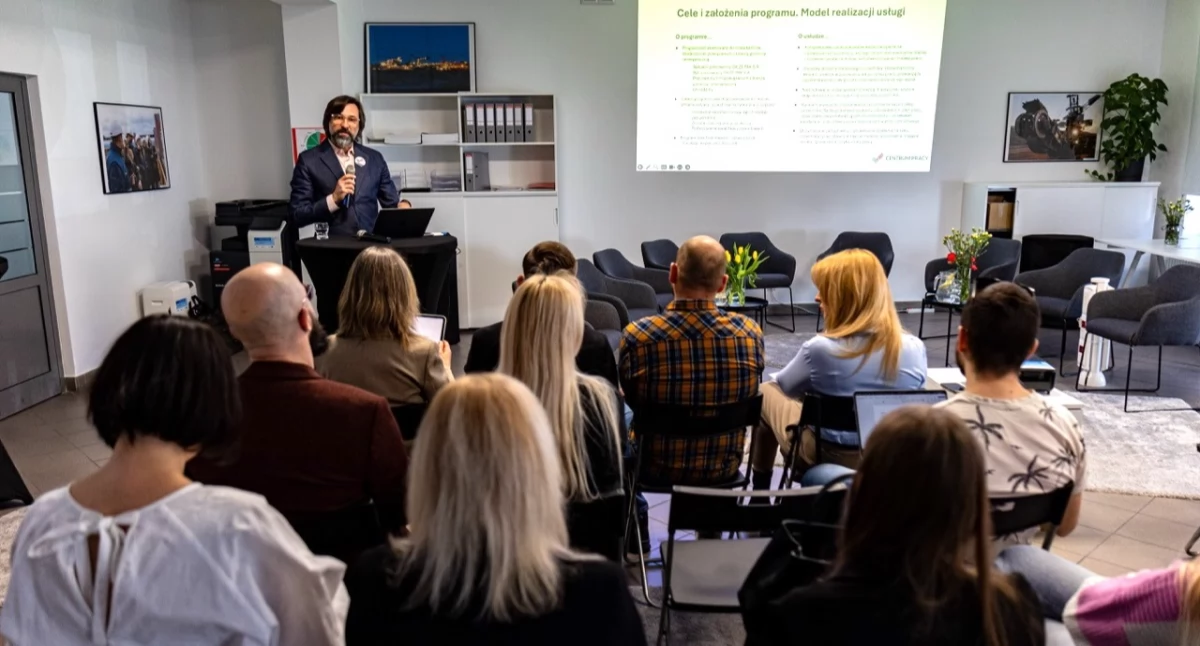 Atrakcje-Ciekawostki-Rekreacja, First podsumowuje działalności programu „Droga zatrudnienia węglu” - zdjęcie, fotografia