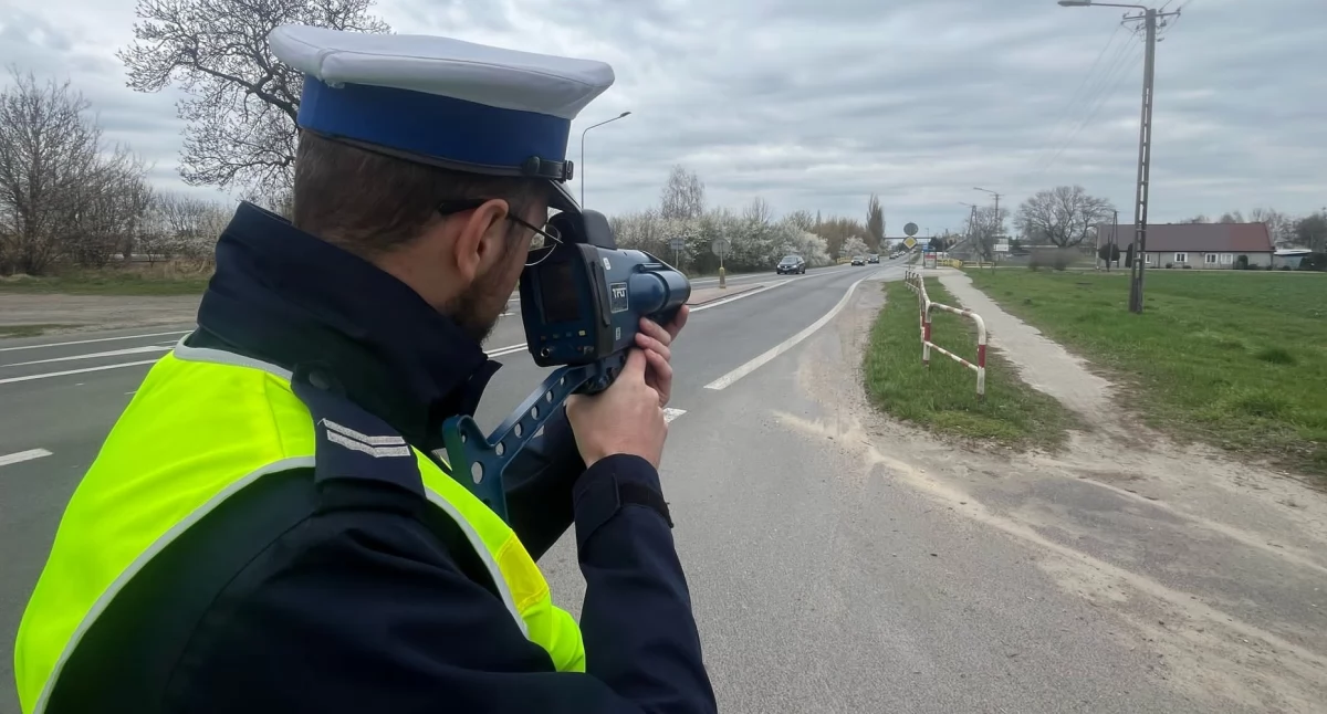Komunikat Policji, Akcja „Prędkość” przypadków przekroczenia prędkości jeden dzień! - zdjęcie, fotografia