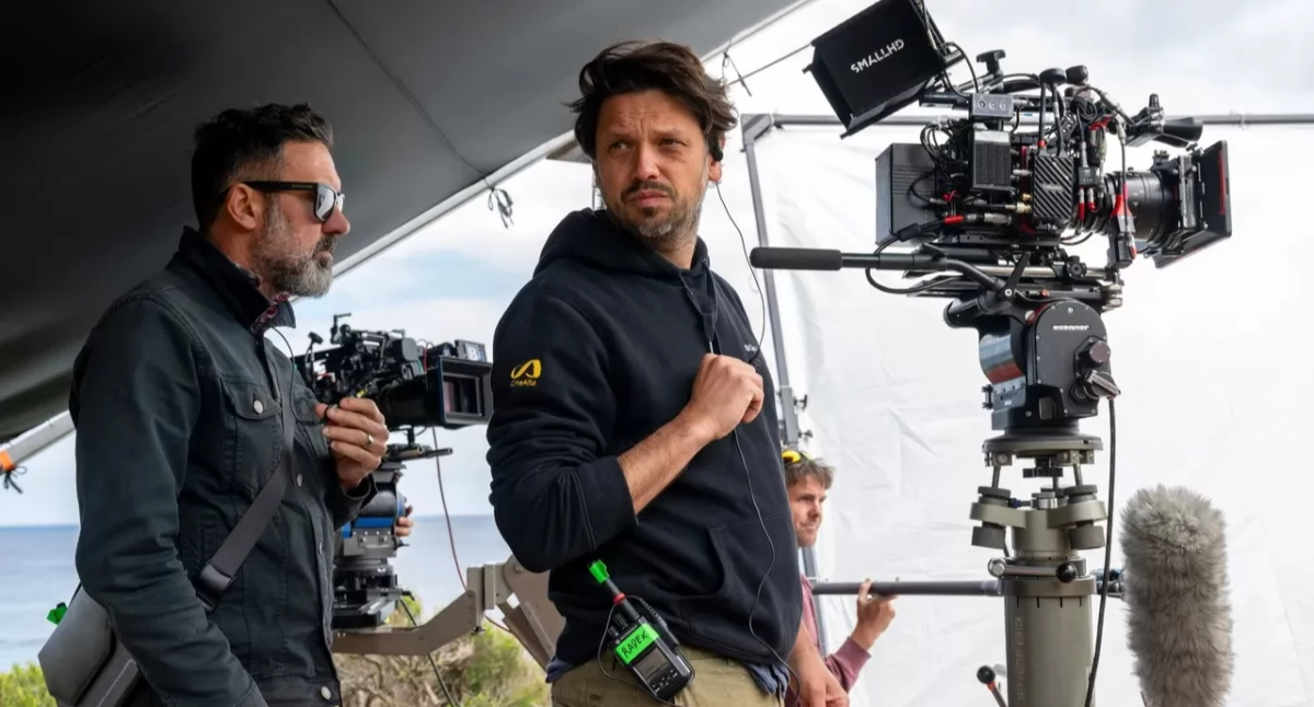 Spotkania Autorskie, Koninianin autorem zdjęć filmu „Surfer” Nicolasem Cage’em - zdjęcie, fotografia