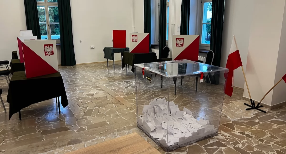 Wybory, Druga wyborów Konin najwyższą frekwencją regionie - zdjęcie, fotografia