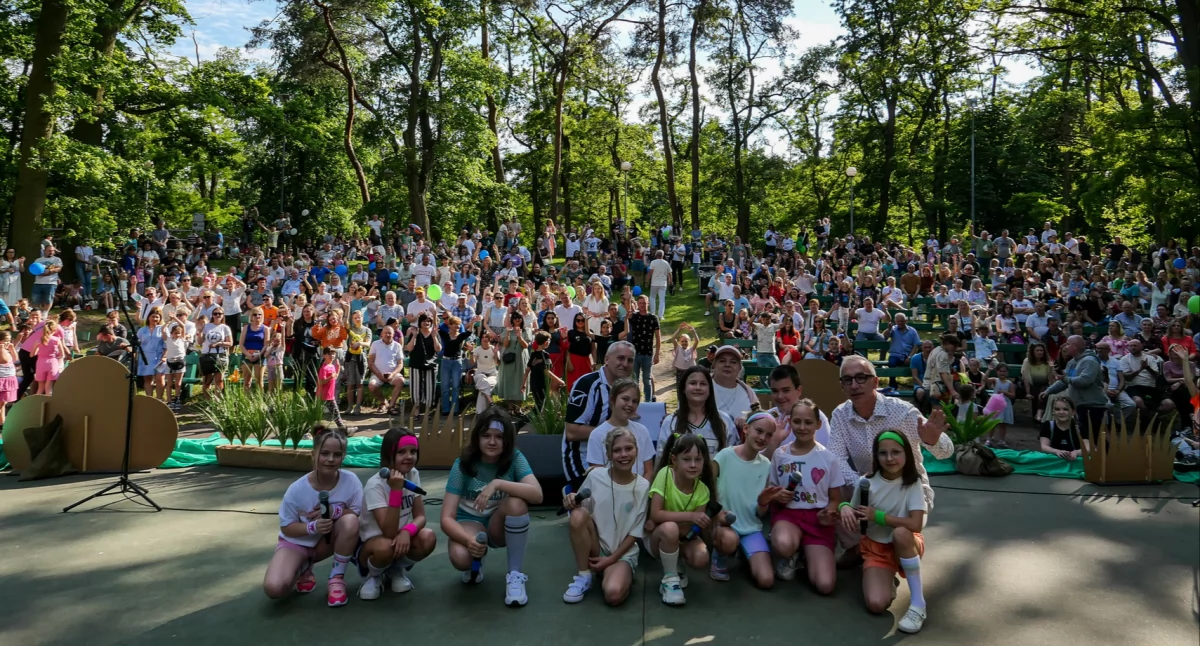 Atrakcje-Ciekawostki-Rekreacja, Sportowy kolorowy Dzień Dziecka Parku Chopina - zdjęcie, fotografia