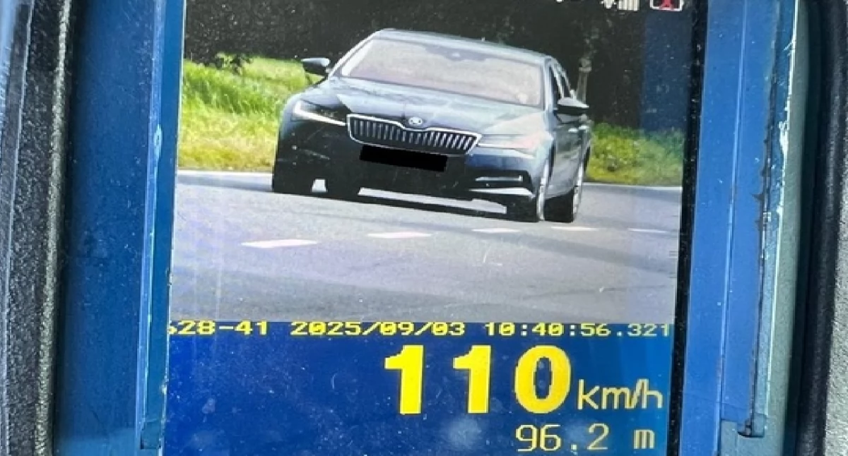 Kronika kryminalna, Początek szkolnego lupą policji Kierowca pędził ponad dwukrotnie szybciej pozwalały przepisy - zdjęcie, fotografia