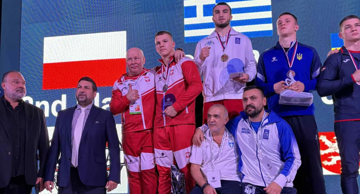 Boks, Kajetan Bajzert wicemistrzem Europy! Historyczny sukces młodego boksera - zdjęcie, fotografia