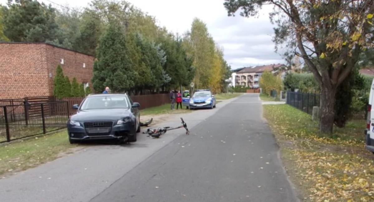 Kronika kryminalna, Tragedia Grodźcu latek hulajnodze elektrycznej zderzył samochodem osobowym - zdjęcie, fotografia