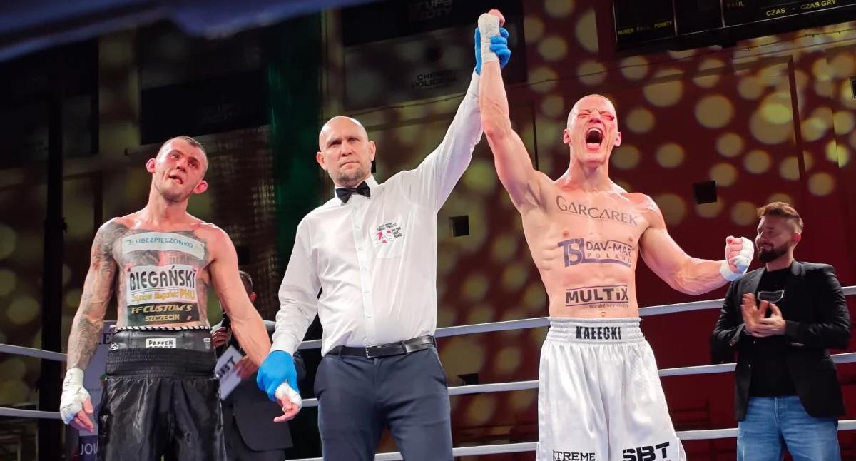 Boks, Mateusz Kałecki wygrywa Promotions - zdjęcie, fotografia