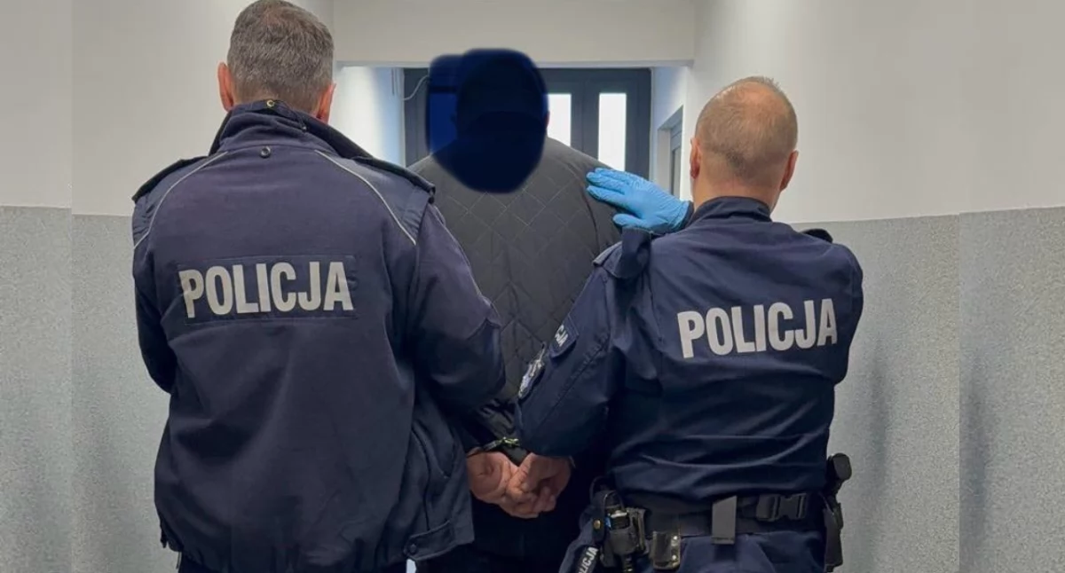 Kronika kryminalna, Zatrzymano latka poszukiwanego przez sądy weekendowa akcja policji Dobrej - zdjęcie, fotografia