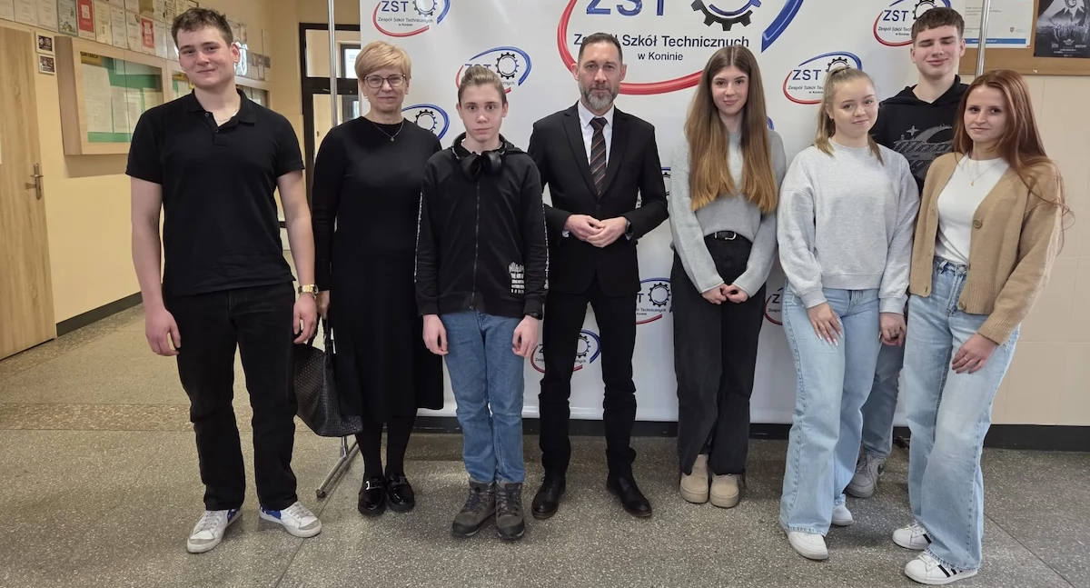 Edukacja, Zespół Szkół Technicznych Koninie odwiedzony przez wicekuratora oświaty - zdjęcie, fotografia