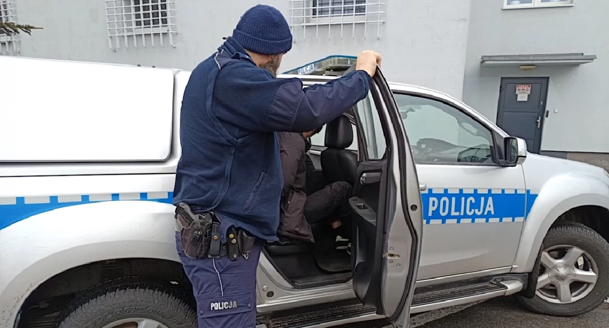 Kronika kryminalna, Zatrzymanie znaczną ilością kryształu gminie Zagórów mężczyzna aresztowany miesiące grozi więzienia - zdjęcie, fotografia