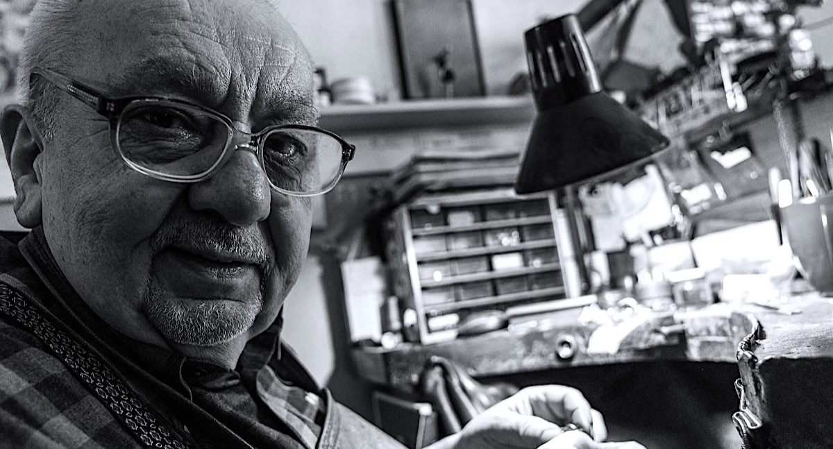Odeszli od nas - wspomnienia, Zmarł Zygmunt Jóźwiak legendarny koniński złotnik Kramowej twórca Goldkram - zdjęcie, fotografia