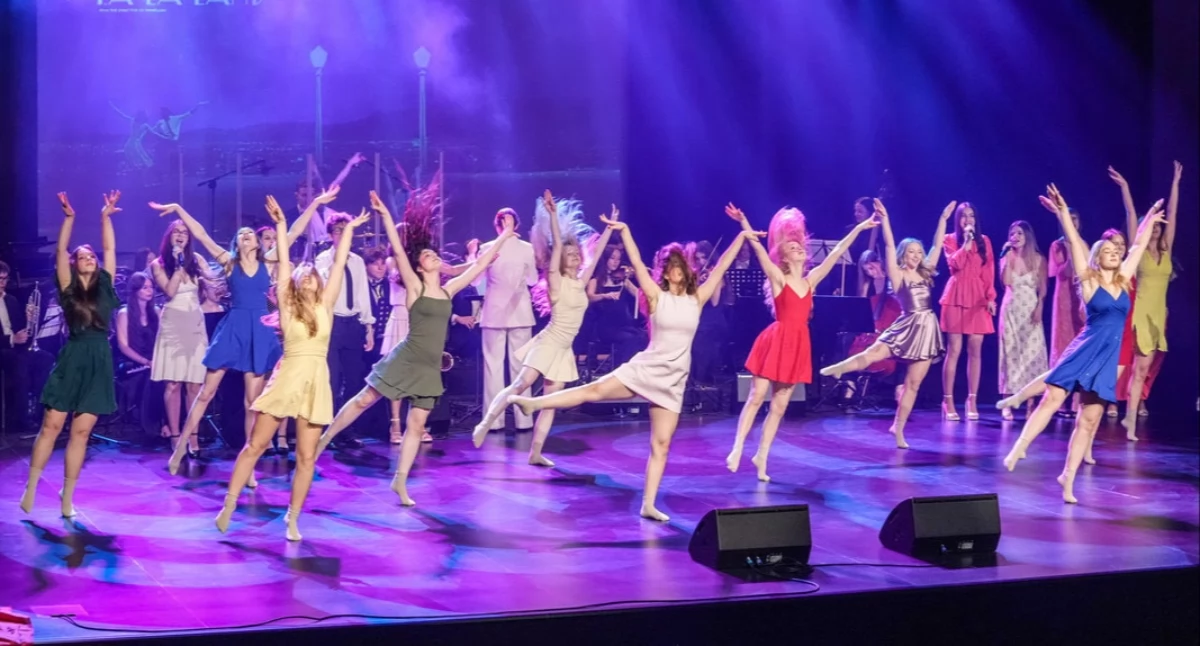 Koncerty, Licealny Festiwal Kultury Koninie musicale wykonaniu uczniów Baczyńskiego zachwyciły publiczność - zdjęcie, fotografia
