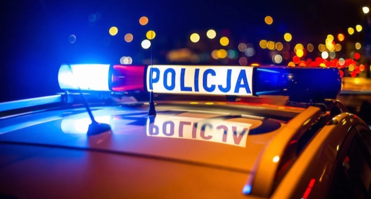 Kronika kryminalna, Ciało kobiety znalezione stawie gminie Chodów prokuratura policja wyjaśniają okoliczności tragicznego odkrycia - zdjęcie, fotografia