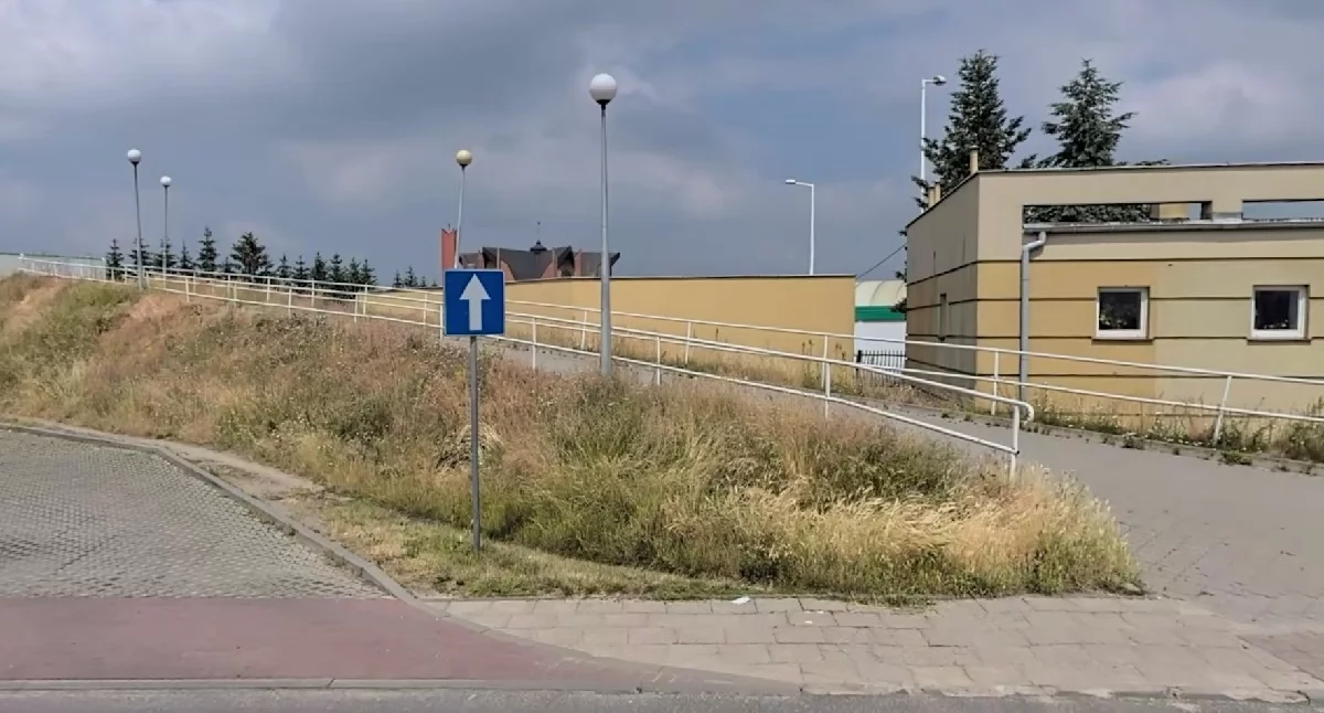 Atrakcje-Ciekawostki-Rekreacja, Remont kładki torami targowisku Koninie marca całkowite zamknięcie zmiana organizacji ruchu pieszego - zdjęcie, fotografia