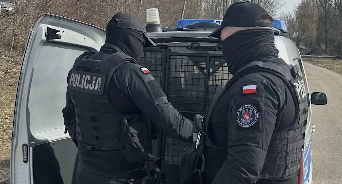 Kronika kryminalna, Złapany gorącym uczynku latek kradł baterie akumulatorowe warte tysiące złotych - zdjęcie, fotografia