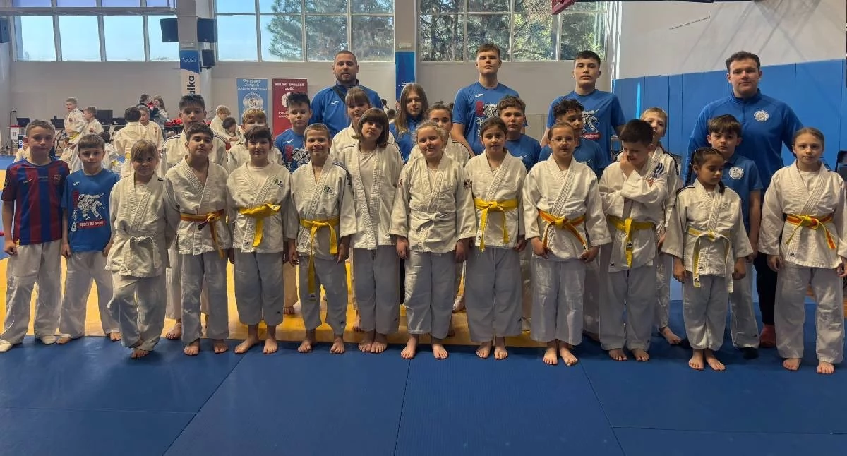 Judo, Młodzi judocy powiatu konińskiego podium Wielkopolskich Igrzysk Młodzieży Szkolnej - zdjęcie, fotografia