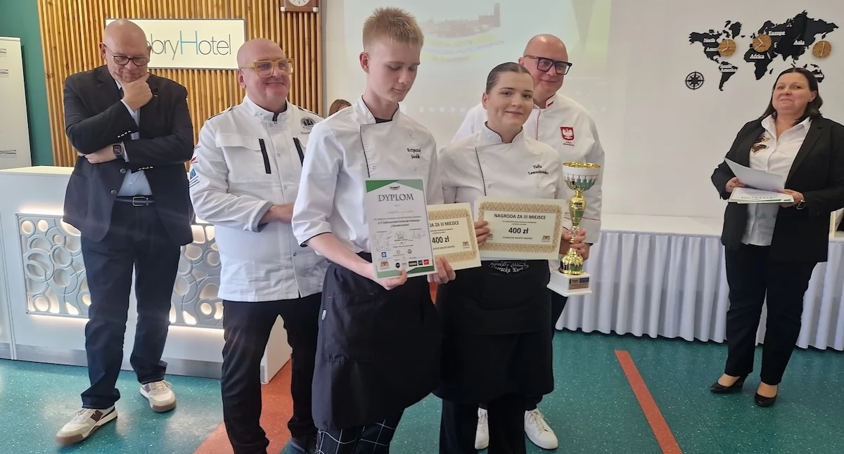 Atrakcje-Ciekawostki-Rekreacja, Sukces uczniów Żychlina Potrójne podium ogólnopolskim konkursie kulinarnym - zdjęcie, fotografia