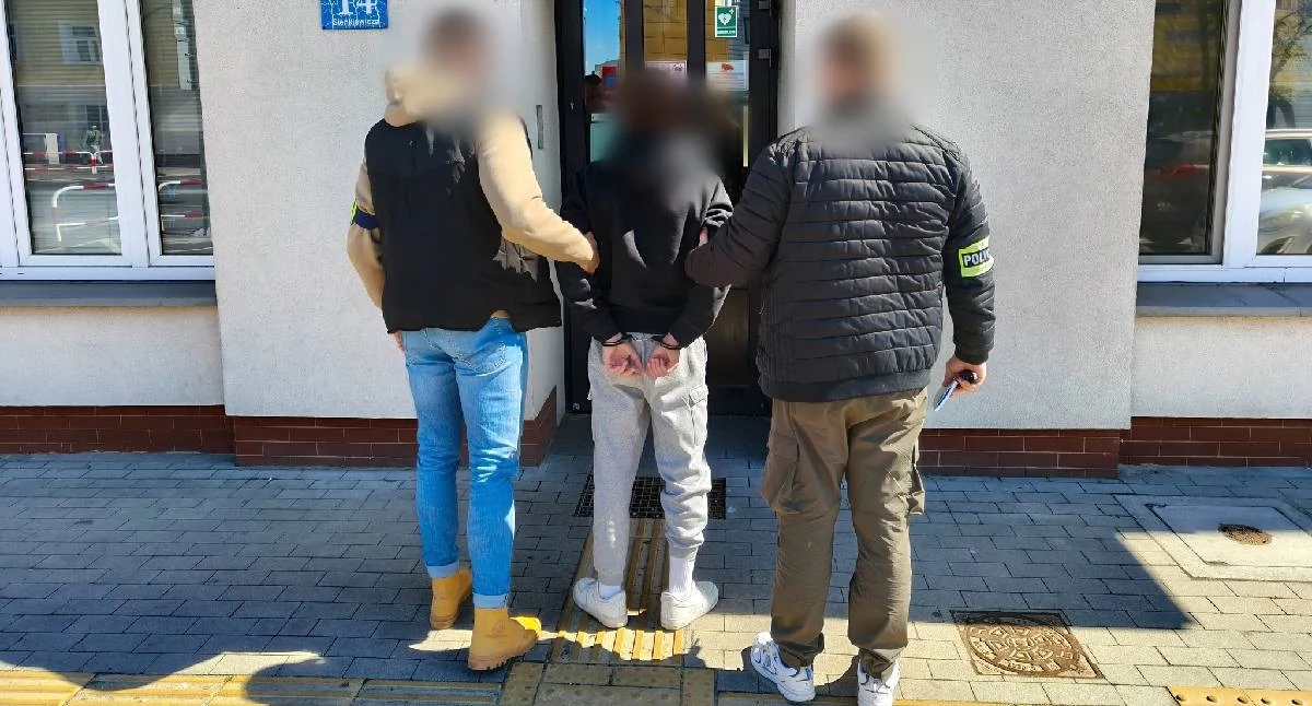 Kronika kryminalna, Narkotyki Koło latek zatrzymany dużą ilością substancji psychotropowych - zdjęcie, fotografia