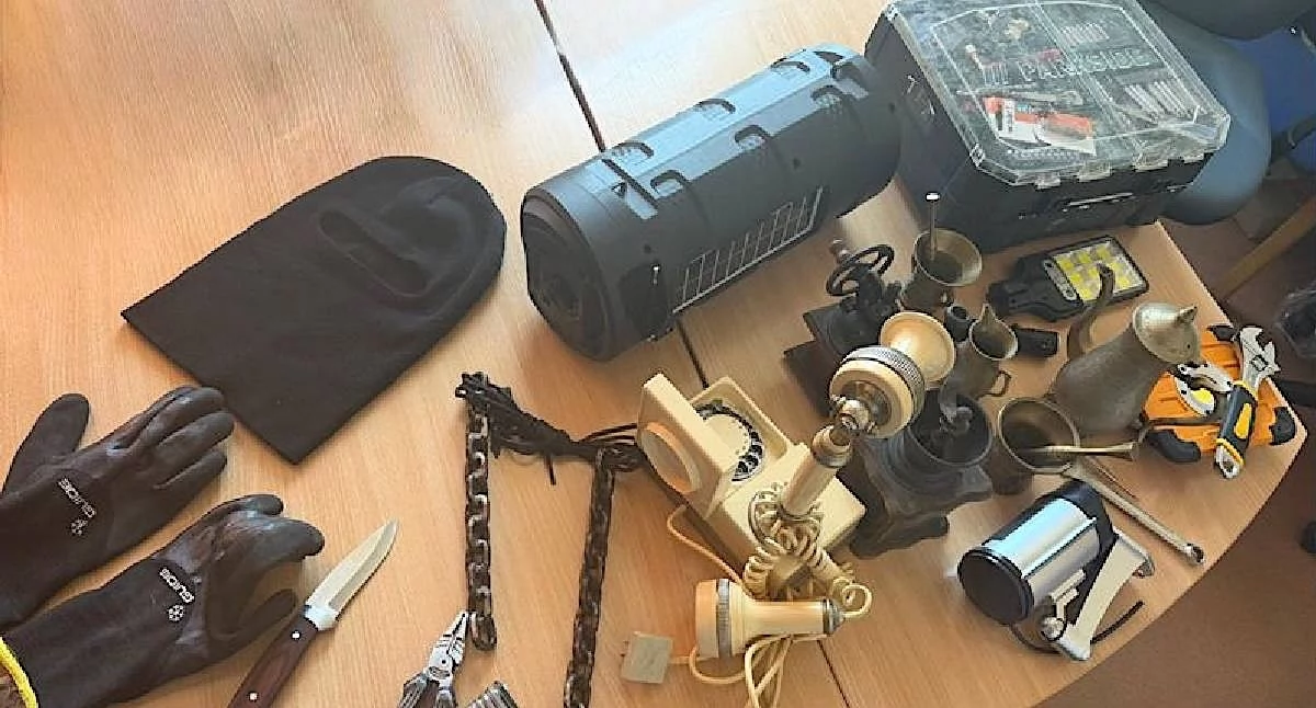 Kronika kryminalna, Włamywał altanek prowadził dożywotniego zakazu latek trafił aresztu - zdjęcie, fotografia