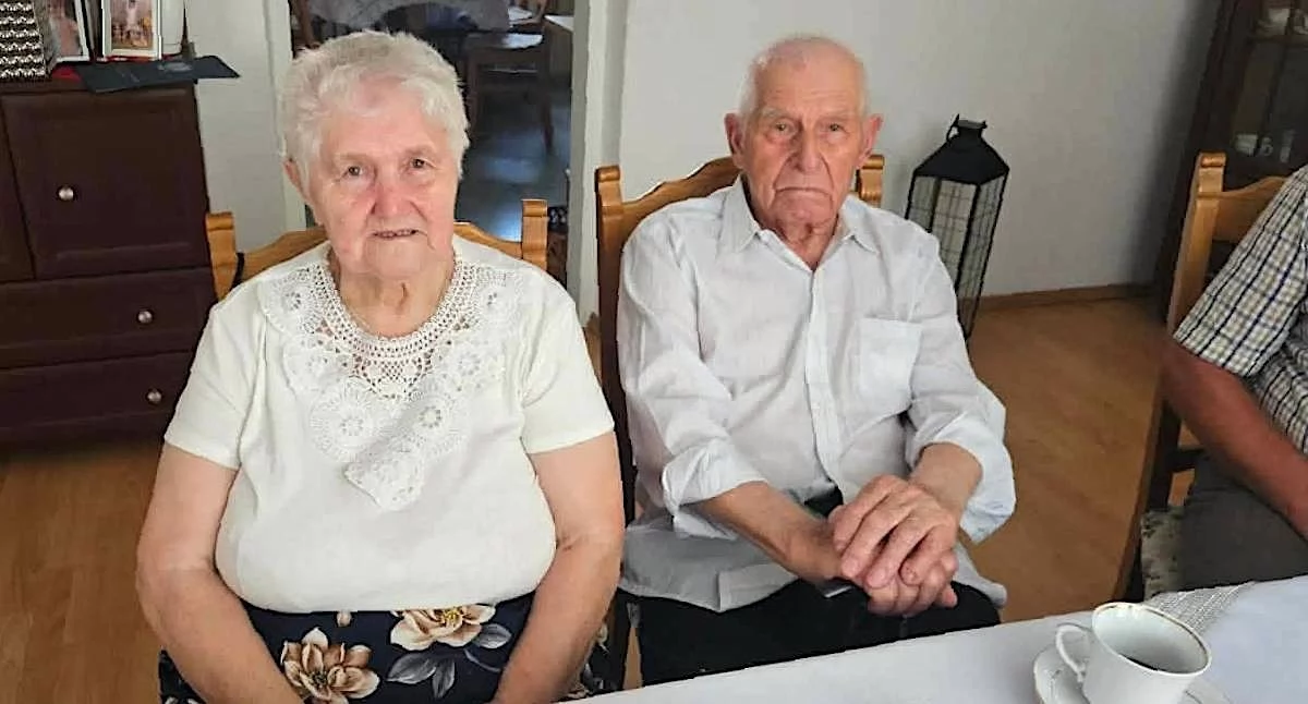 Święta i obchody, razem Państwo Teresa Ziemniarscy świętowali wyjątkowe Kamienne - zdjęcie, fotografia