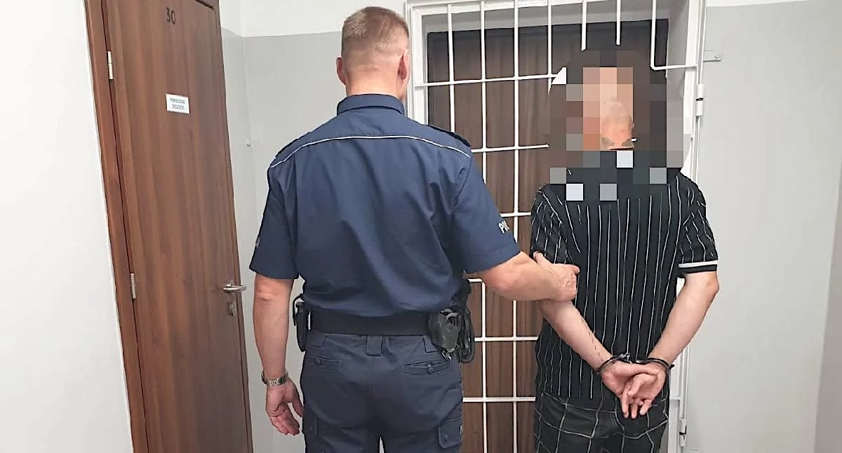 Kronika kryminalna, Zatankował odjechał płacenia latek gminy Dąbie miał dożywotni zakaz prowadzenia - zdjęcie, fotografia