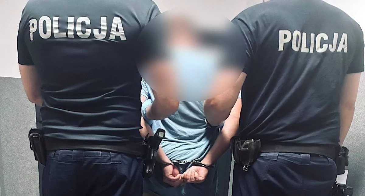 Kronika kryminalna, Kolejne zatrzymania powiecie tureckim Policjanci doprowadzili poszukiwanych przed wymiar sprawiedliwości - zdjęcie, fotografia