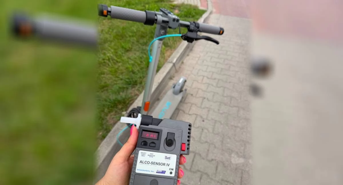Komunikat Policji, Policyjna akcja Turku lupą rowerzyści użytkownicy hulajnóg elektrycznych - zdjęcie, fotografia