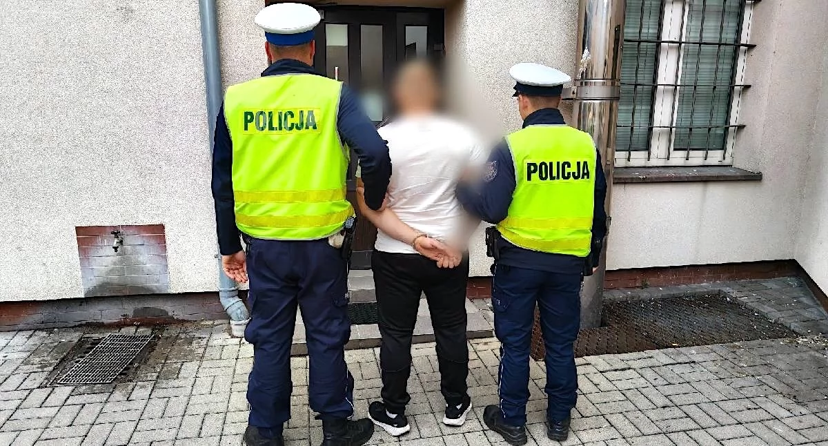 Kronika kryminalna, latek Koła zatrzymany Jechał dożywotniego zakazu miał narkotyki - zdjęcie, fotografia