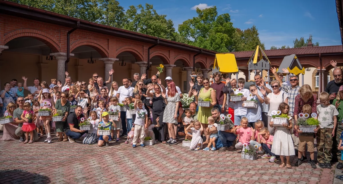 Atrakcje-Ciekawostki-Rekreacja, „Jesteście światłością świata” Rodziny wielodzietne spotkały Sanktuarium Matki Bożej Licheńskiej - zdjęcie, fotografia
