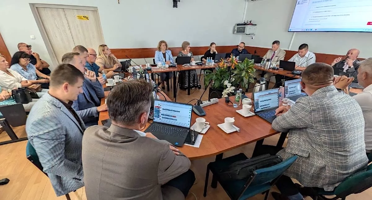 Atrakcje-Ciekawostki-Rekreacja, Mieszkańcy mówią „NIE” nowym inwestycjom Spór Bioproten plany Brzezińskich Holendrach - zdjęcie, fotografia