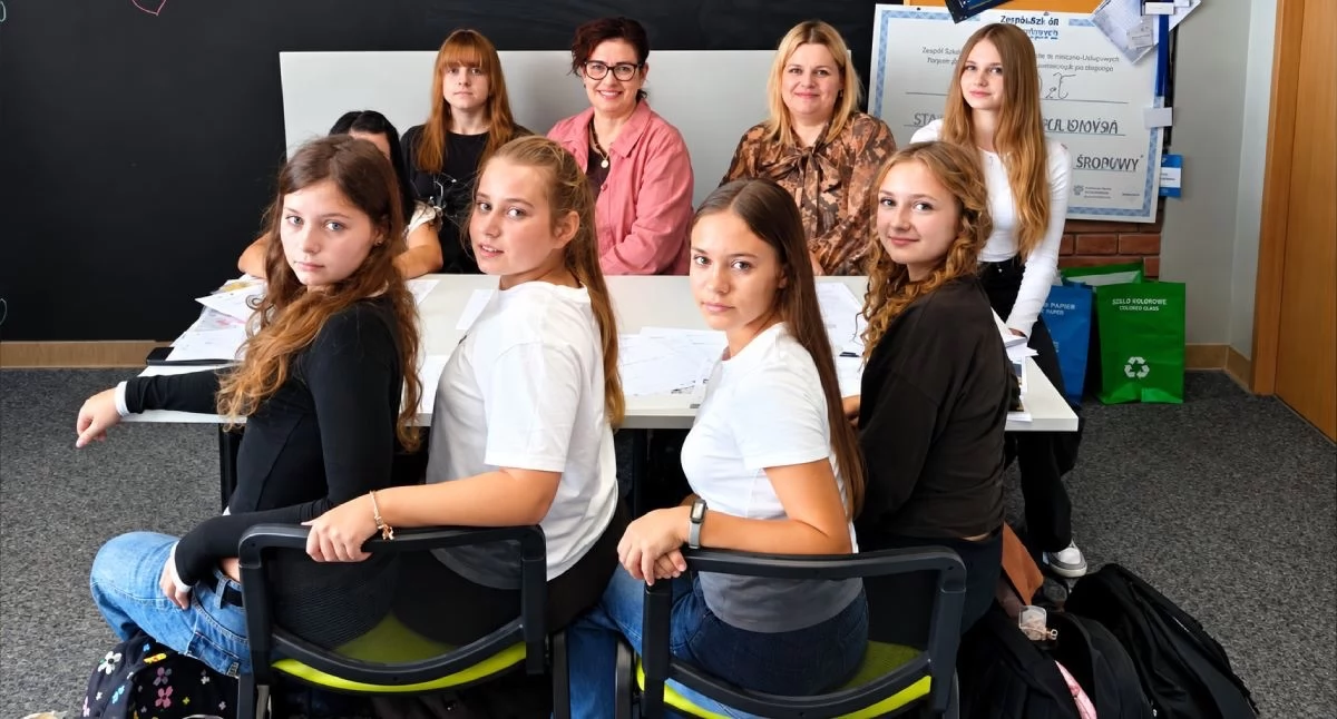 Atrakcje-Ciekawostki-Rekreacja, newsy lupą! Uczniowie Konina okolic ruszają walki dezinformacją - zdjęcie, fotografia