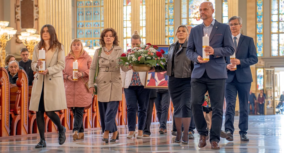 Kościół i religiua, Nauczyciele Konina regionu spotkali Licheniu Mówili powołaniu odpowiedzialności młodych - zdjęcie, fotografia