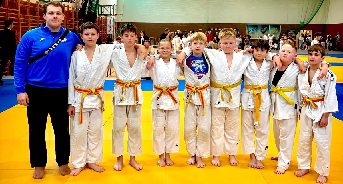 Judo, Sześć medali judoków Akademii Sportu Rawiczu Kolejni zawodnicy trenowali okiem szkoleniowca olimpijczyków - zdjęcie, fotografia