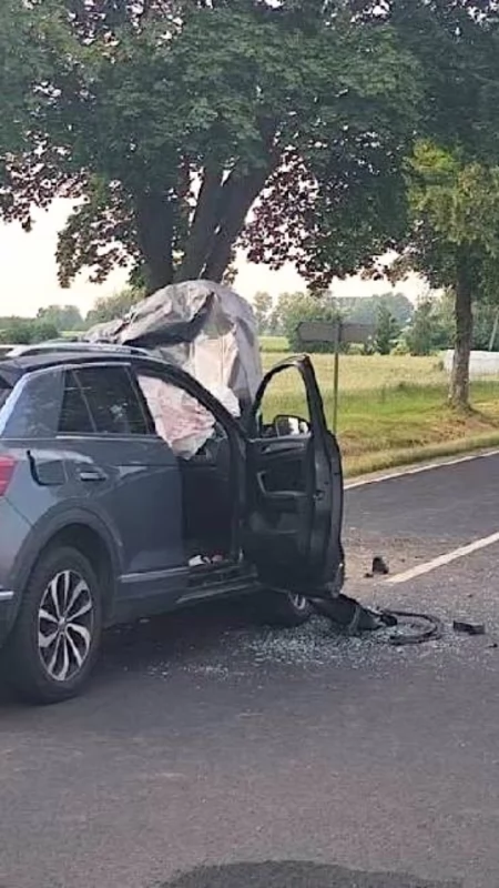 Zderzenie pojazdów w Sokołowie. Droga wojewódzka W270 została całkowicie zablokowana