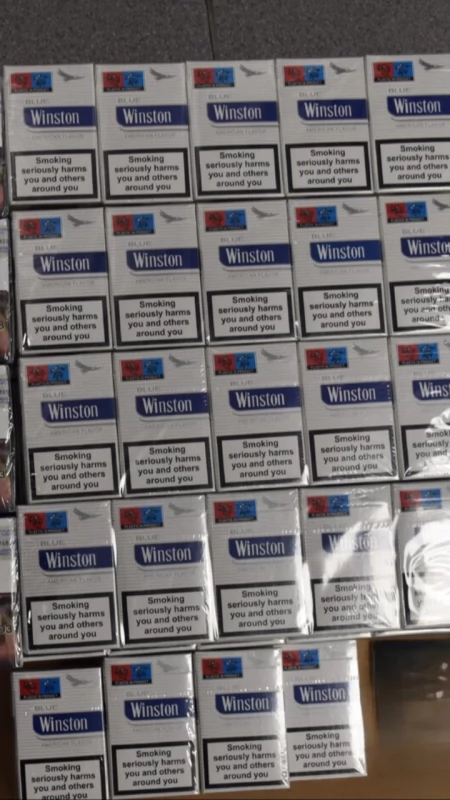 Ponad 22 tysiące nielegalnych papierosów zabezpieczonych. 40-latek usłyszał zarzut