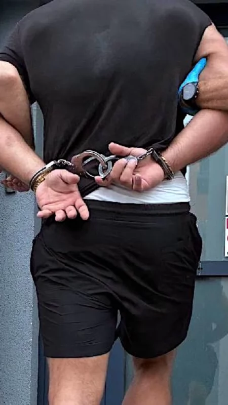 Policjanci z Turku zatrzymali dwie osoby poszukiwane. Wpadli podczas zwykłego patrolu