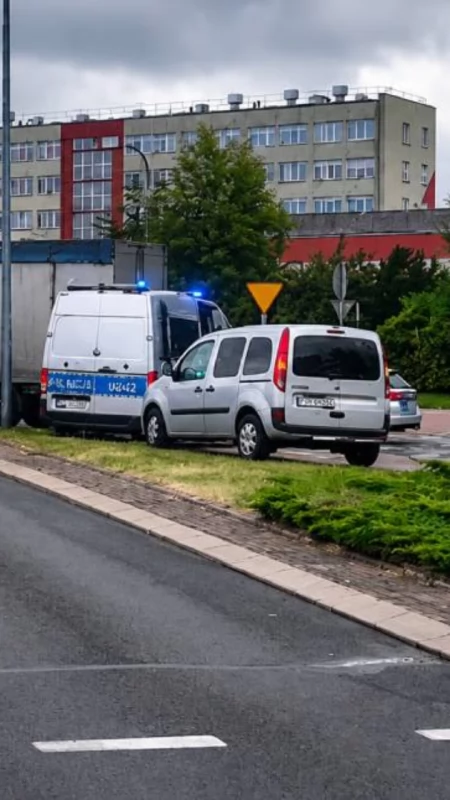 Śmiertelny wypadek na rondzie Solidarności. Nie żyje potrącona kobieta