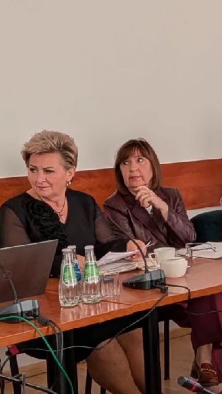  Zwrot w Krzymowie! Będą pieniądze na remont ulicy Leśnej, wieża na Złotej Górze musi poczekać