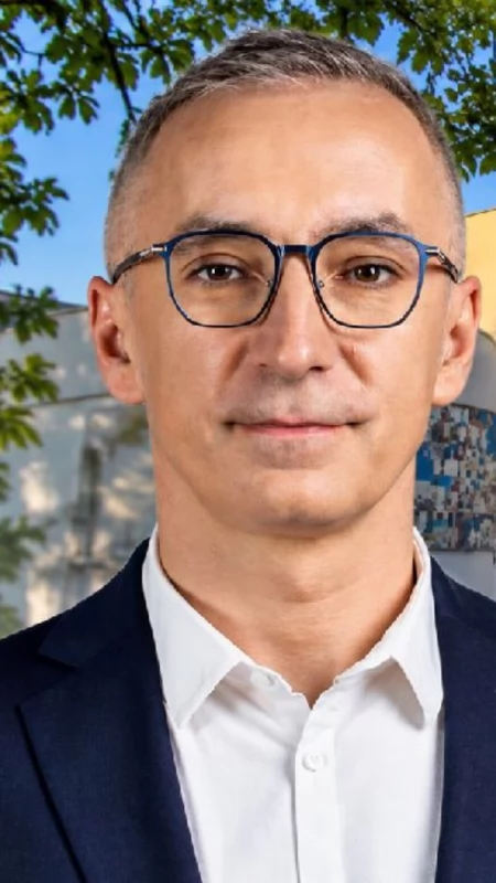 Czy konińskie szkoły są przygotowane na zagrożenia? Wiceprezydent zapewnia o szkoleniach, ale pozostają pytania