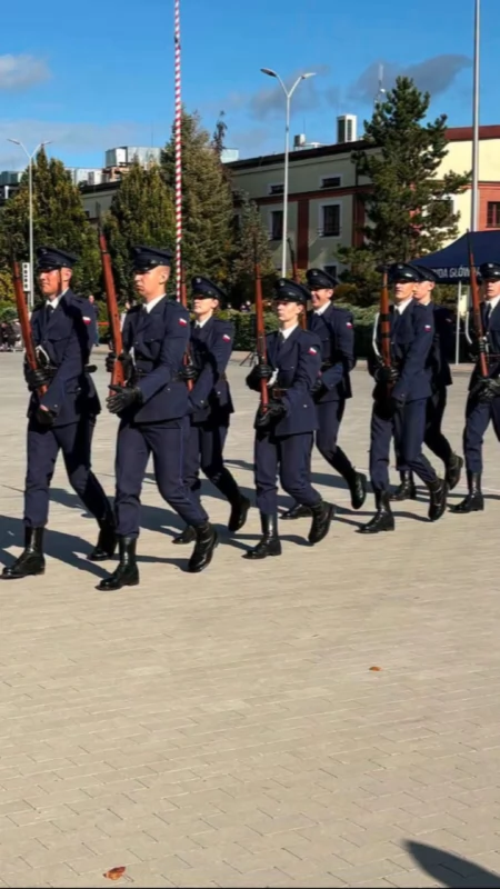 Uczniowie z Konina na podium mistrzostw musztry. CKU trzecie w Polsce!