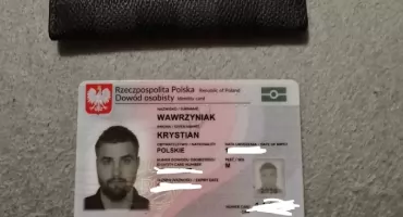 Znaleziono portfel z dokumentami w Koninie. Właścicielem jest Krystian Wawrzyniak