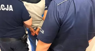 Areszt za przemoc wobec rodziców i atak na policjantów. 40-latek zatrzymany