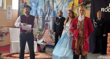 Gdy rodzice stają się aktorami – niezwykły „Kopciuszek” dla dzieci
