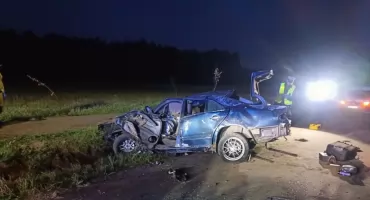 Nocny wypadek w Adamowie. Cztery osoby trafiły do szpitali