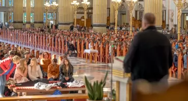 3 tysiące ósmoklasistów przyjechało do Lichenia. Młodzi rozmawiali o wolności i ważnych życiowych wyborach