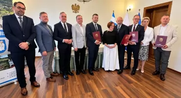 Ponad 58 mln zł na wielką inwestycję w Kazimierzu Biskupim. Umowa podpisana