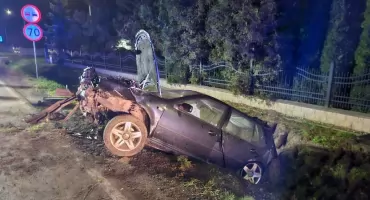 Poważny wypadek na DW266 pod Koninem. Sześć osób w samochodach, dwie trafiły do szpitala w ciężkim stanie